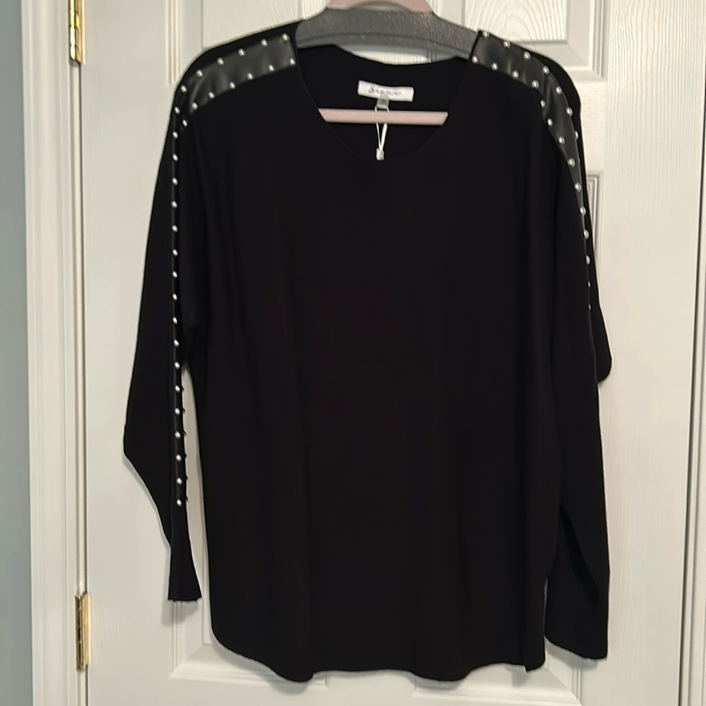 Black sweater with leather and sliver detail